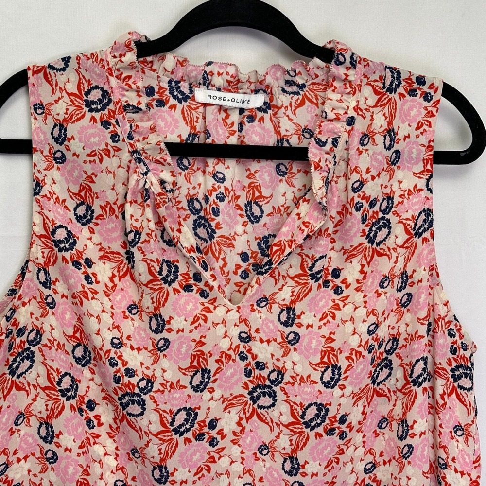 Rose + Olive Womens Pink Red Floral Ruffle V-Neck Sleeveless Blouse Top L